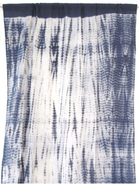 Curtain 03
